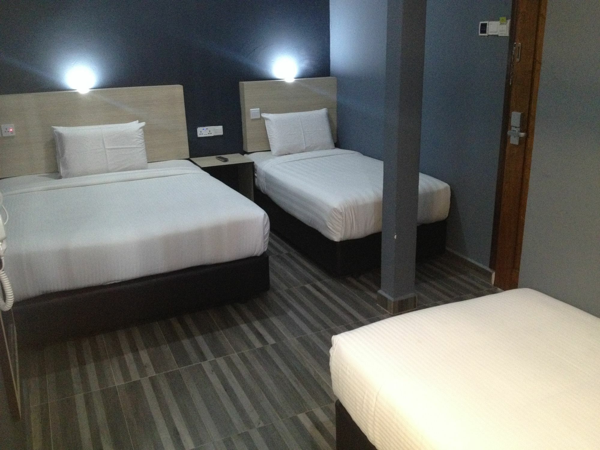 Dj Citi Inn Hotel Куала Теренгану Екстериор снимка